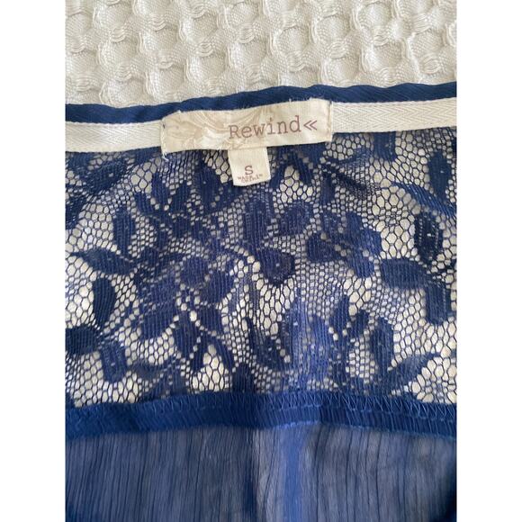 Rewind Navy Blue Semi-Sheer Lace Crochet Long Sleeve Loose Fit Blouse Sz Small - Picture 5 of 11